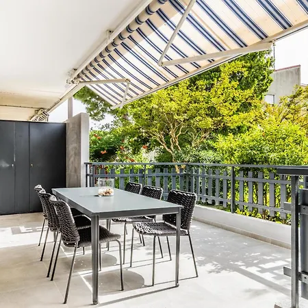 House-garden & Hydromassage-sea-free Parking