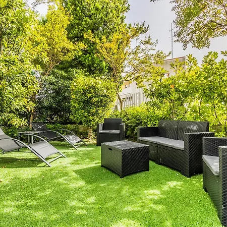 House-garden & Hydromassage-sea-free Parking *