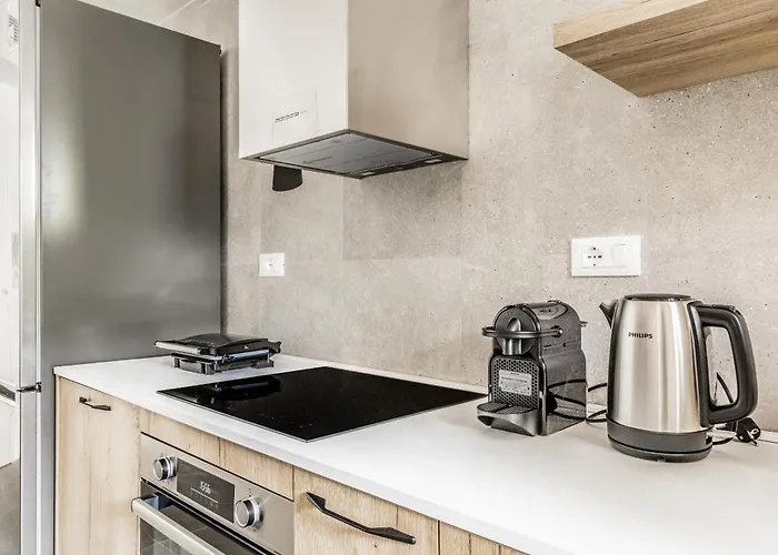 House-garden & Hydromassage-sea-free Parking Holiday home *