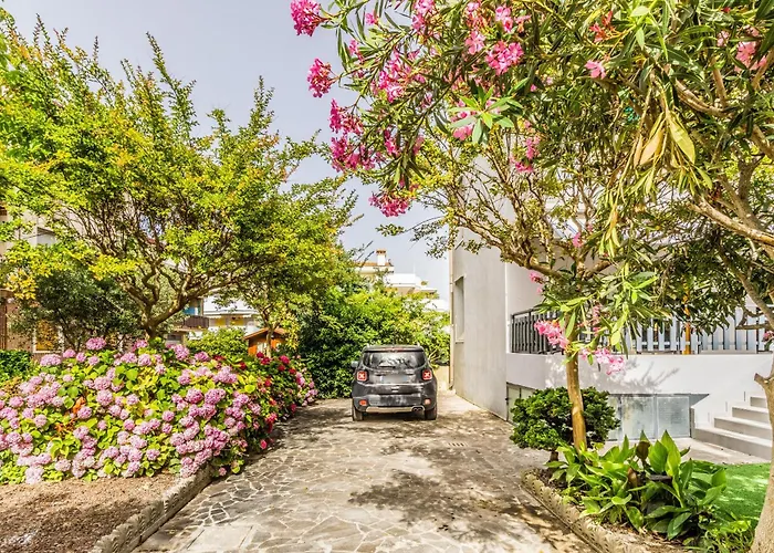 House-garden & Hydromassage-sea-free Parking Grado